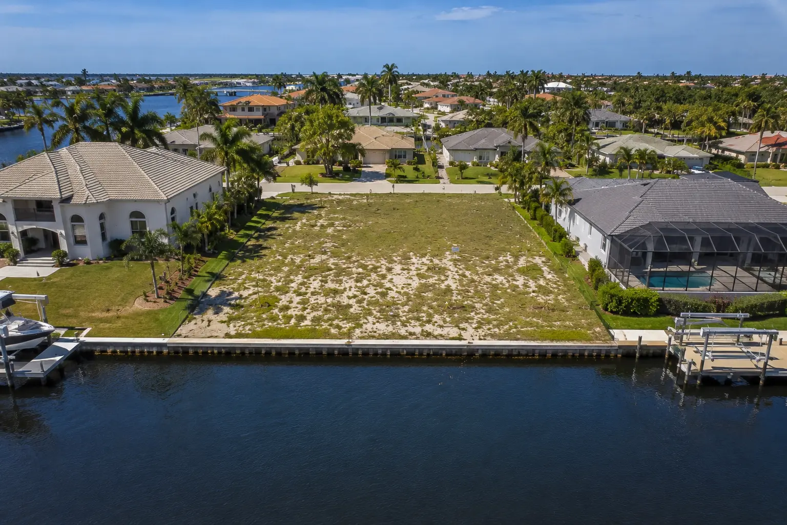 Costs and process of building a home in Cape Coral including land construction financing and insurance