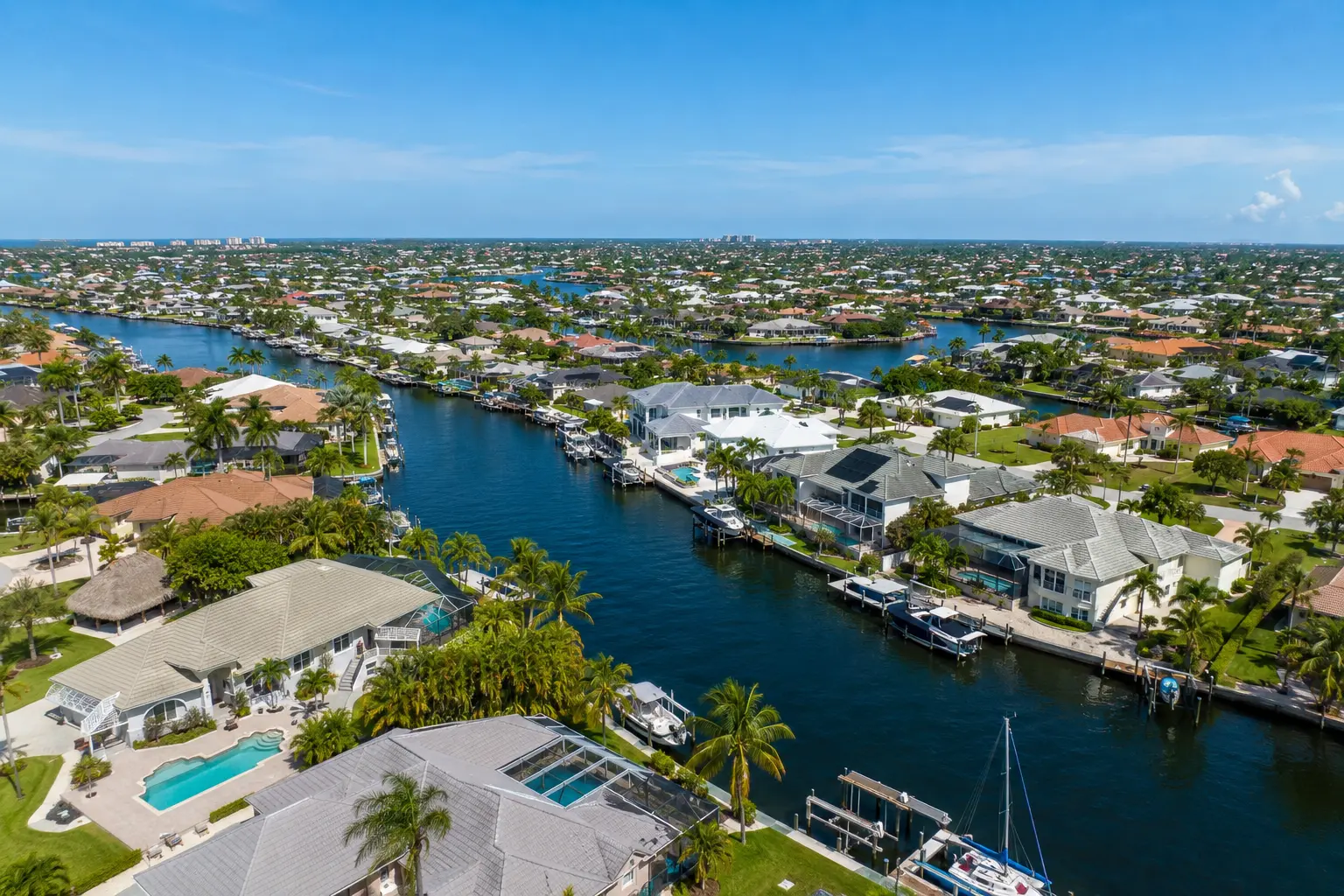Cost of living in Cape Coral Florida with waterfront homes and new construction opportunities