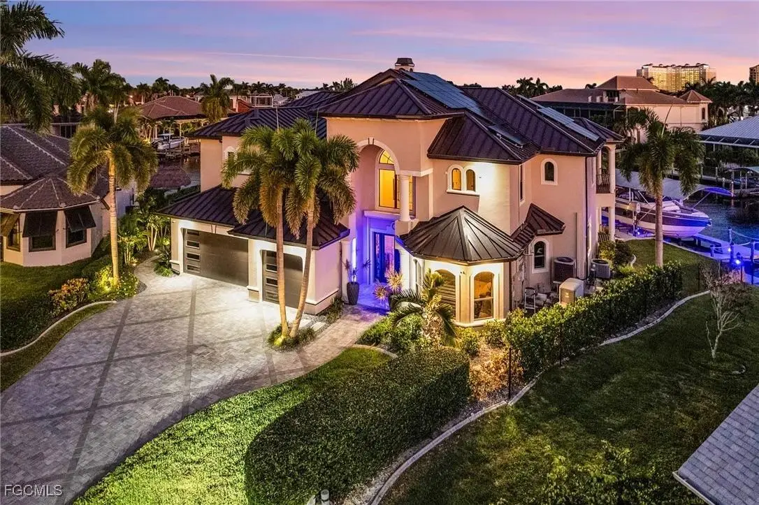 Southwest Cape Coral newer residential neighborhoods and canal communities